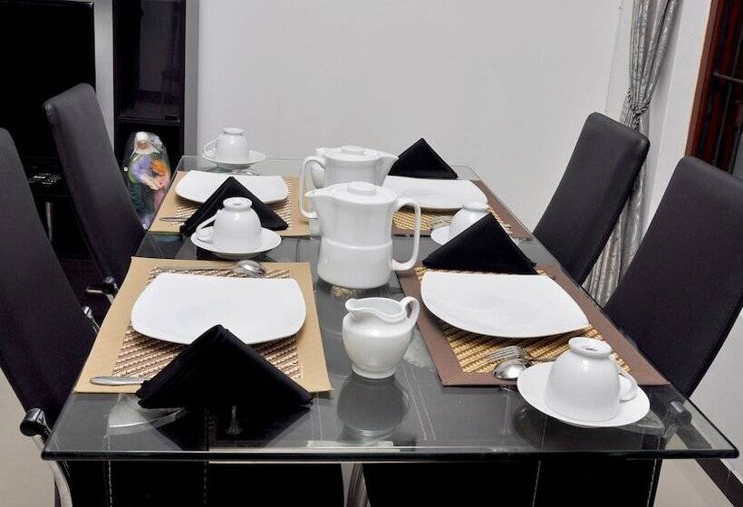 בית מלון כפרי Chrish Residence