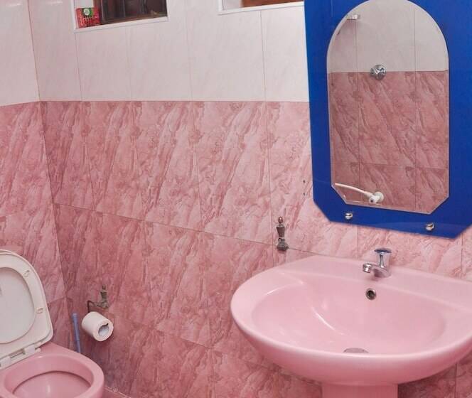 בית מלון כפרי Chrish Residence