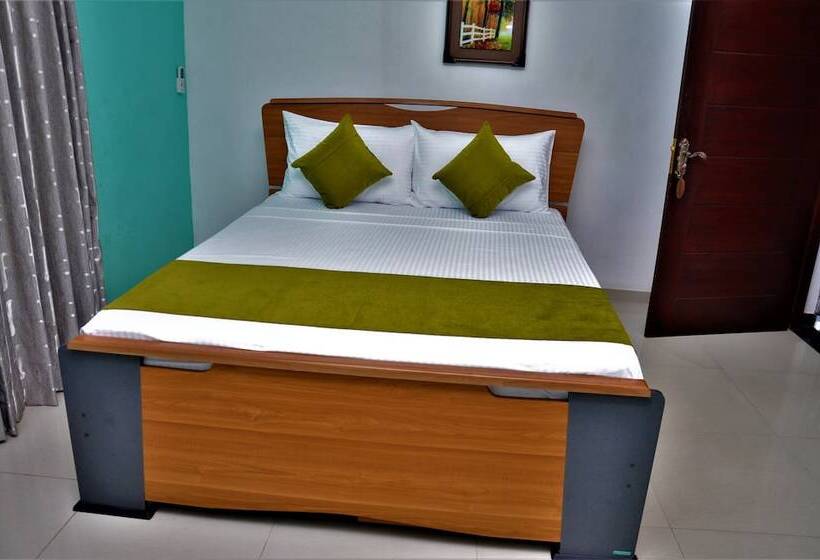 בית מלון כפרי Chrish Residence