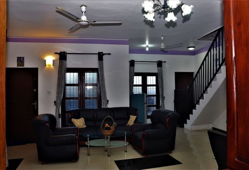 בית מלון כפרי Chrish Residence