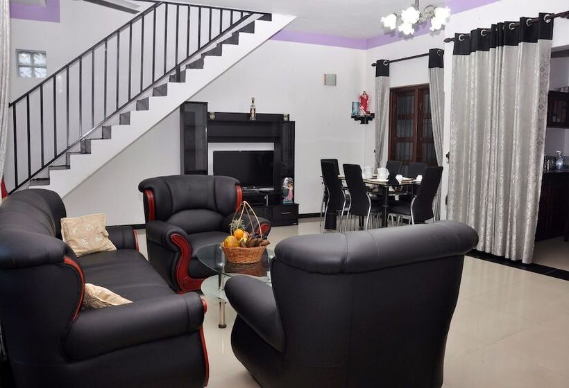 בית מלון כפרי Chrish Residence