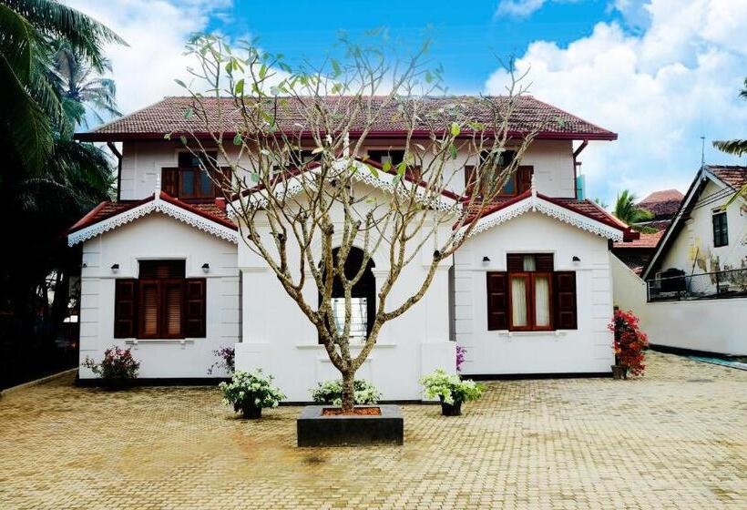 Отель Hikka Sandy Pearl Beach Resort