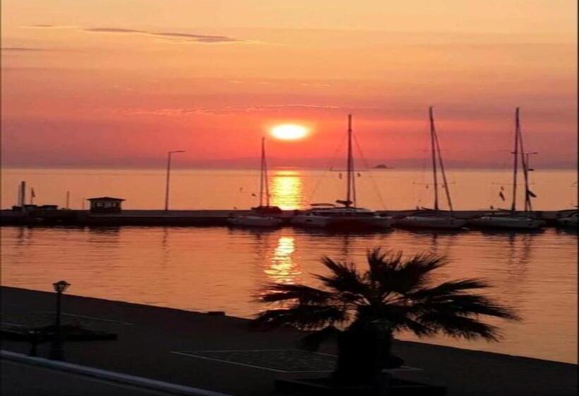 בית מלון כפרי Methanion