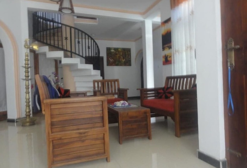 酒店 Negombo Fortress