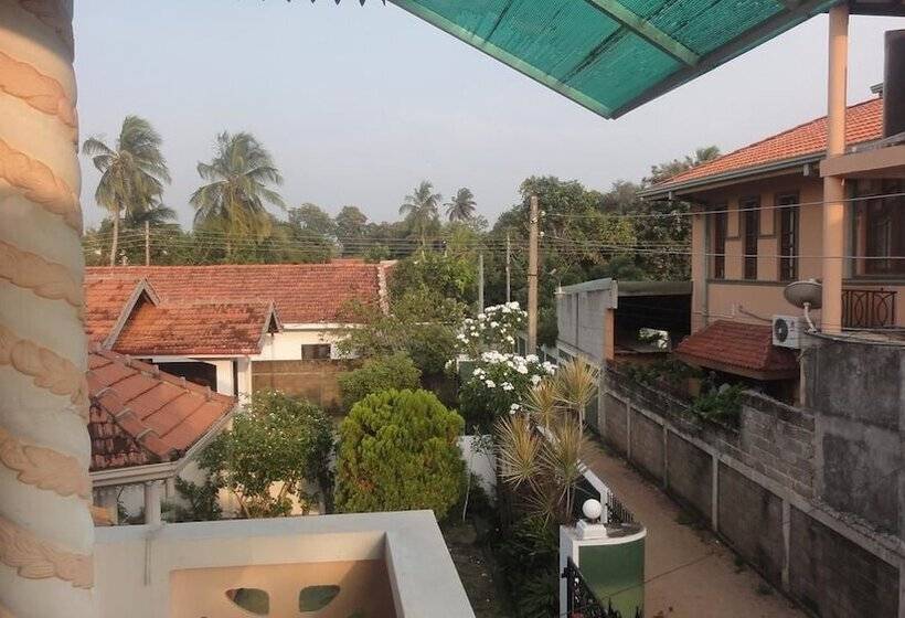 酒店 Negombo Fortress