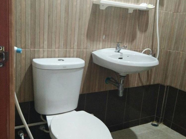 Отель Baan Kenphu