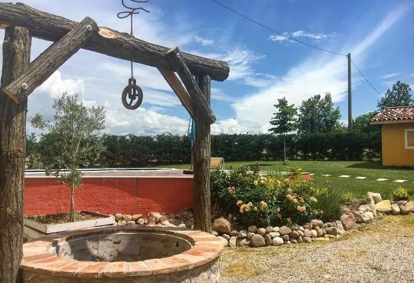 Hotelli B&b La Valle Dei Vigher