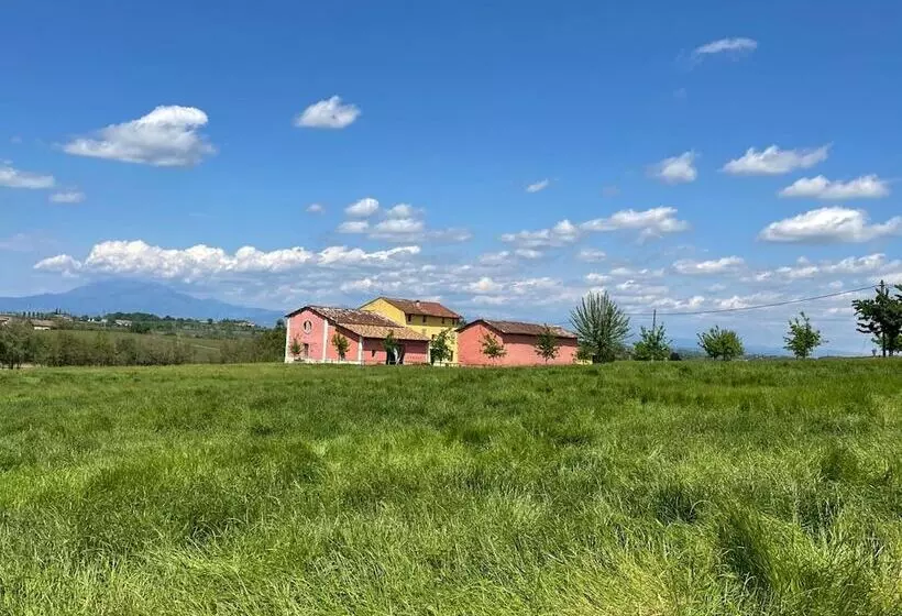 Hotelli B&b La Valle Dei Vigher