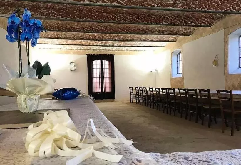 Hotelli B&b La Valle Dei Vigher