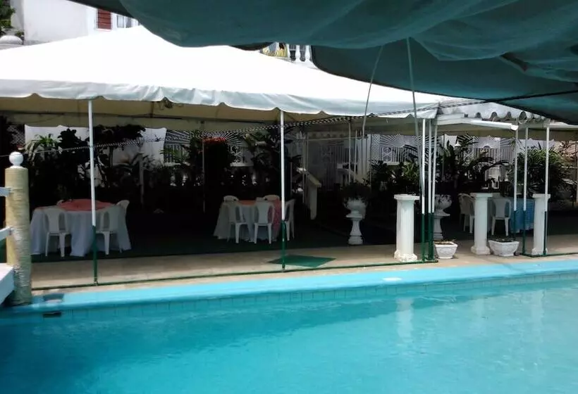 هتل Hunter S Rest Villa