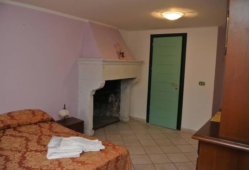 فندق Locanda Degli Illustri