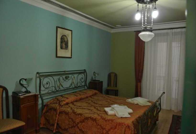 فندق Locanda Degli Illustri