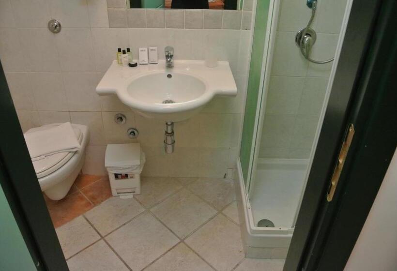 فندق Locanda Degli Illustri