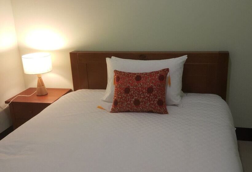 هتل Mount Tai Wu Cozy