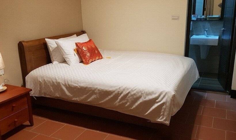 هتل Mount Tai Wu Cozy