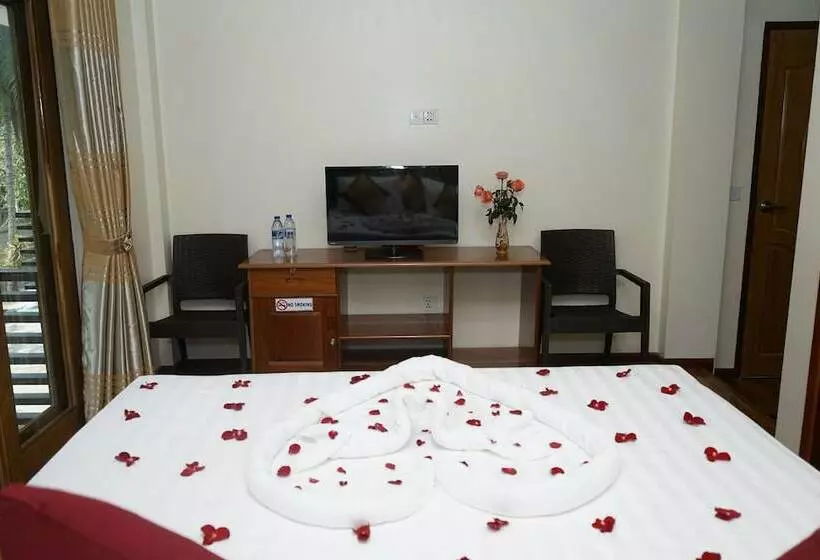 هتل Ocean Ngapali Lodge