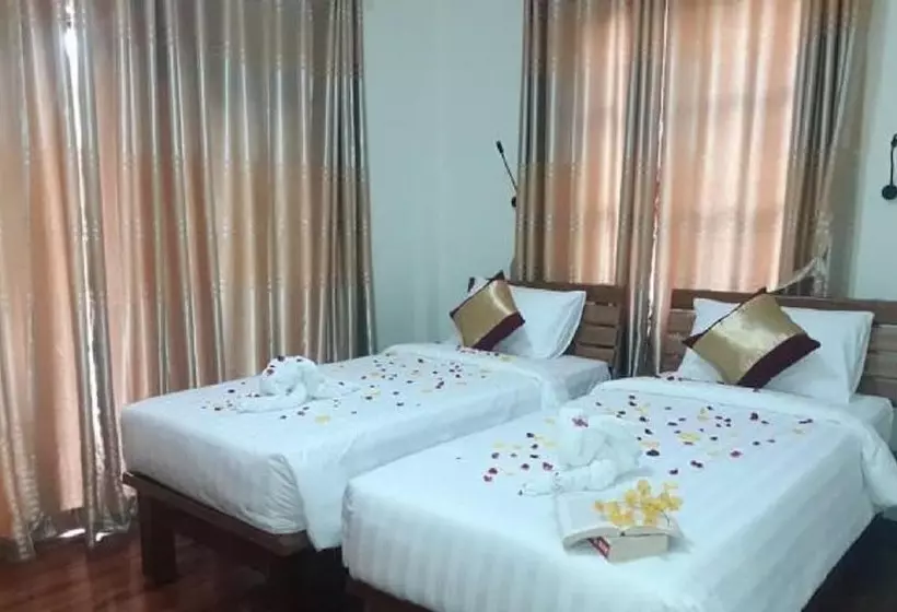 هتل Ocean Ngapali Lodge