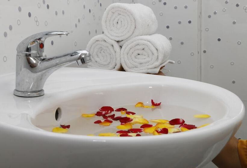 هتل Ocean Ngapali Lodge