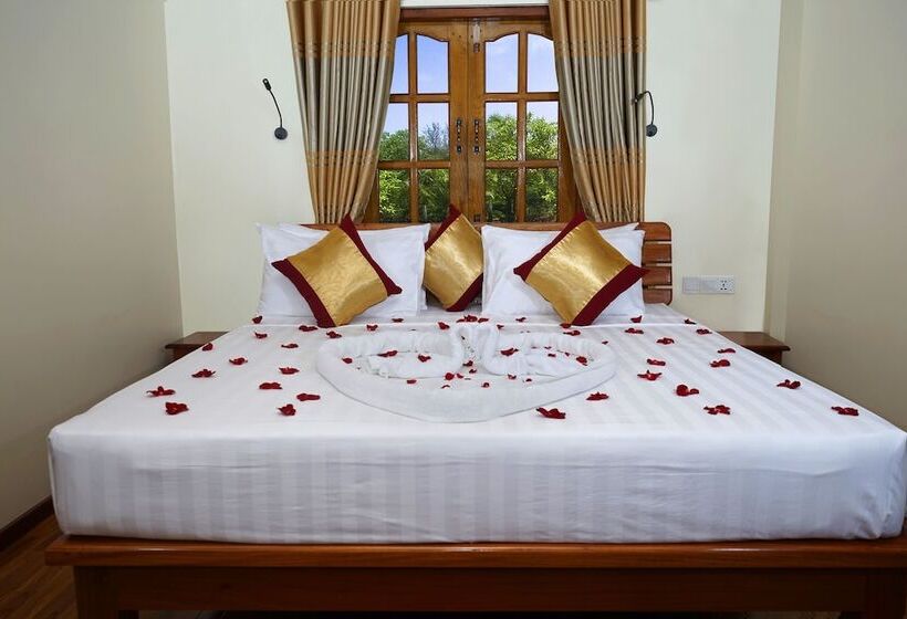 هتل Ocean Ngapali Lodge