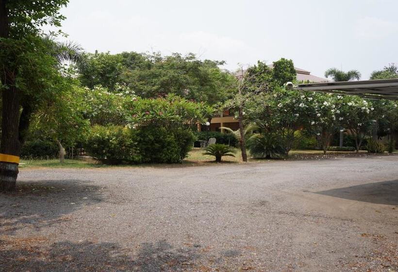 호텔 Paan Puan Place