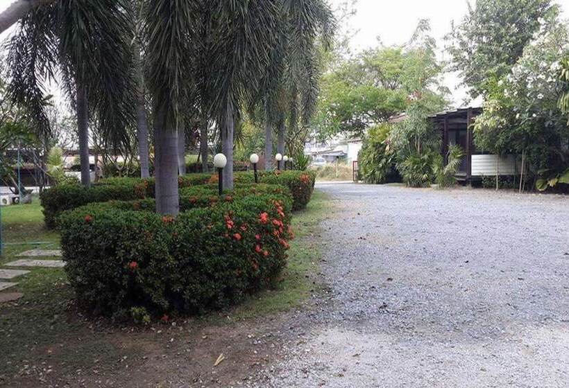 호텔 Paan Puan Place