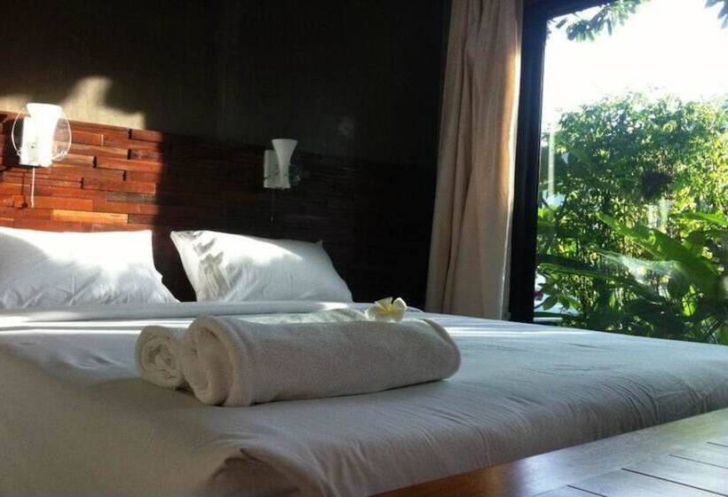 호텔 Paan Puan Place