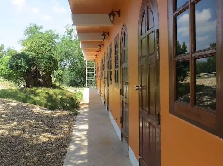 Hotelli River Garden 888