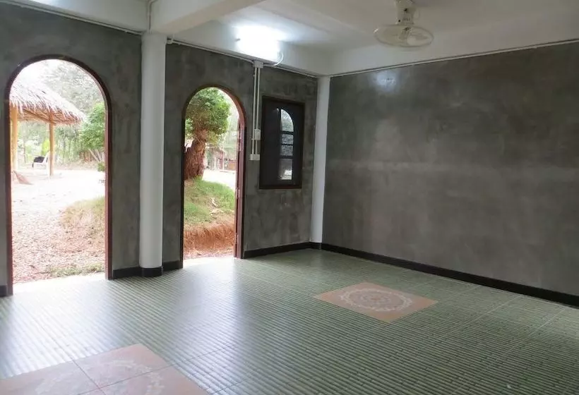 Hotelli River Garden 888