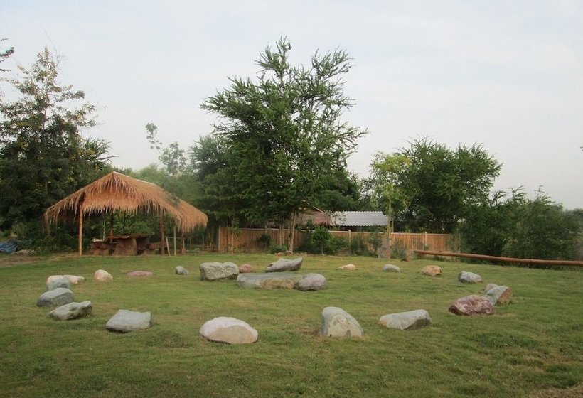 Hotel River Garden 888