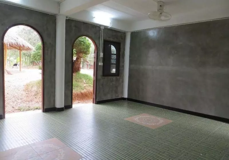 Hotelli River Garden 888