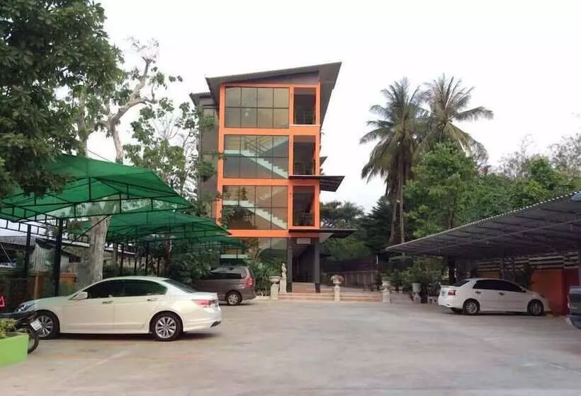 هتل Waen Petch Place