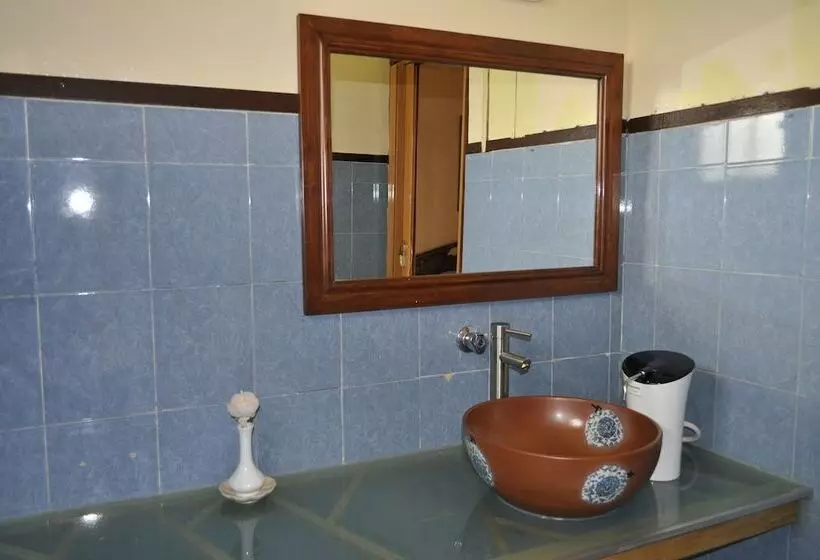 ホテル Wayn Zen Rose Cabin