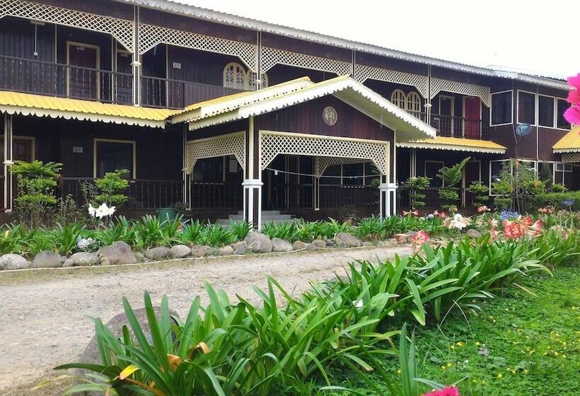 فندق Wayn Zen Rose Cabin