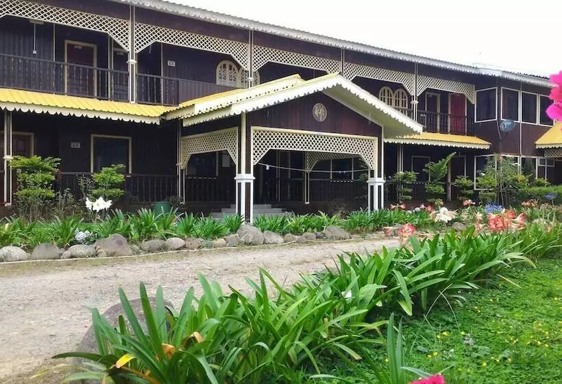 ホテル Wayn Zen Rose Cabin