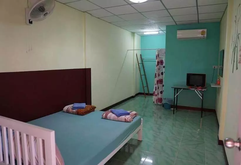 هتل White Square Rayong