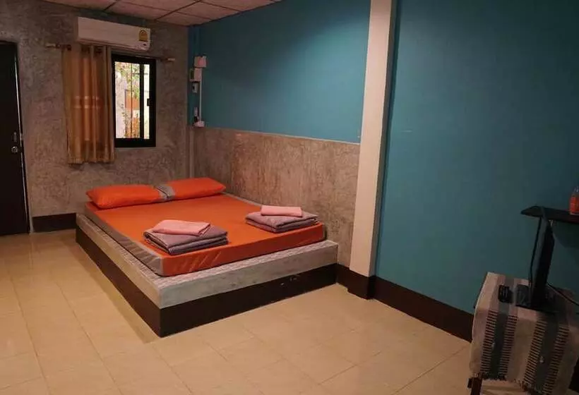 هتل White Square Rayong