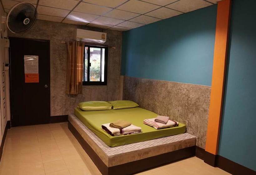 هتل White Square Rayong