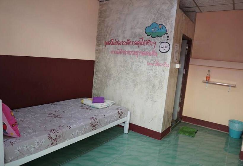 هتل White Square Rayong