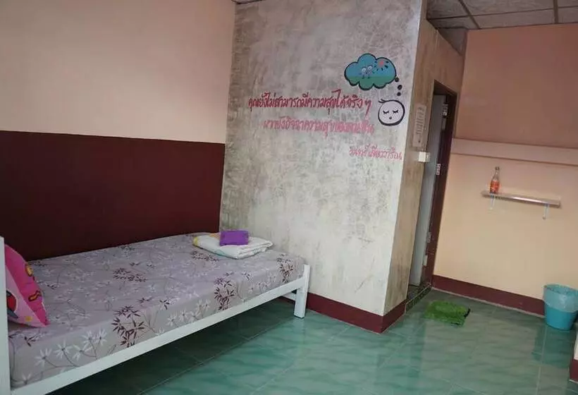 هتل White Square Rayong