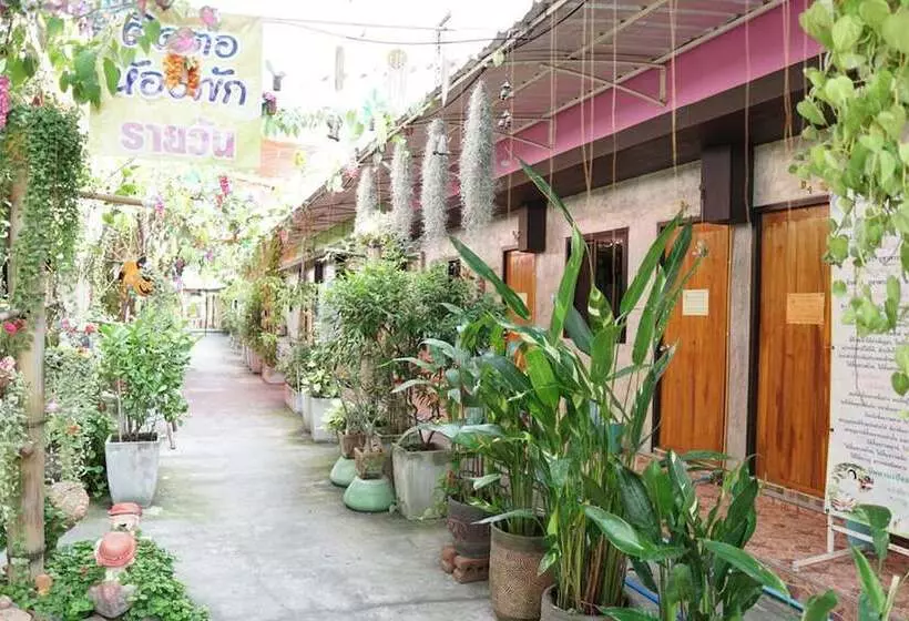 هتل White Square Rayong