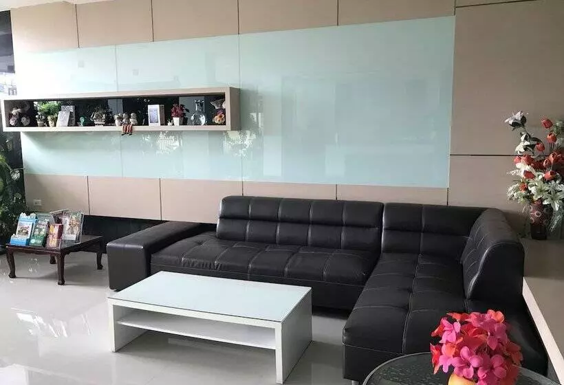 Siri Service Apartment