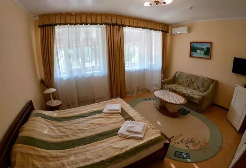 ホテル готель мараморош