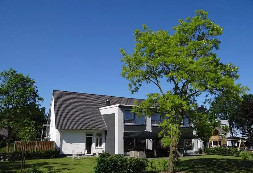 ホテル De Slaapfabriek Vakantiehuis En Trainingslocatie