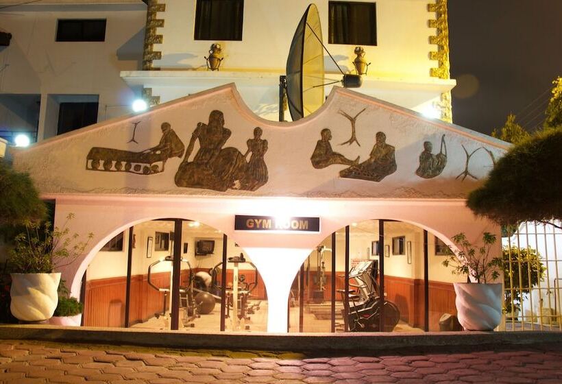 Hill View Hotel Mccarthy Hills