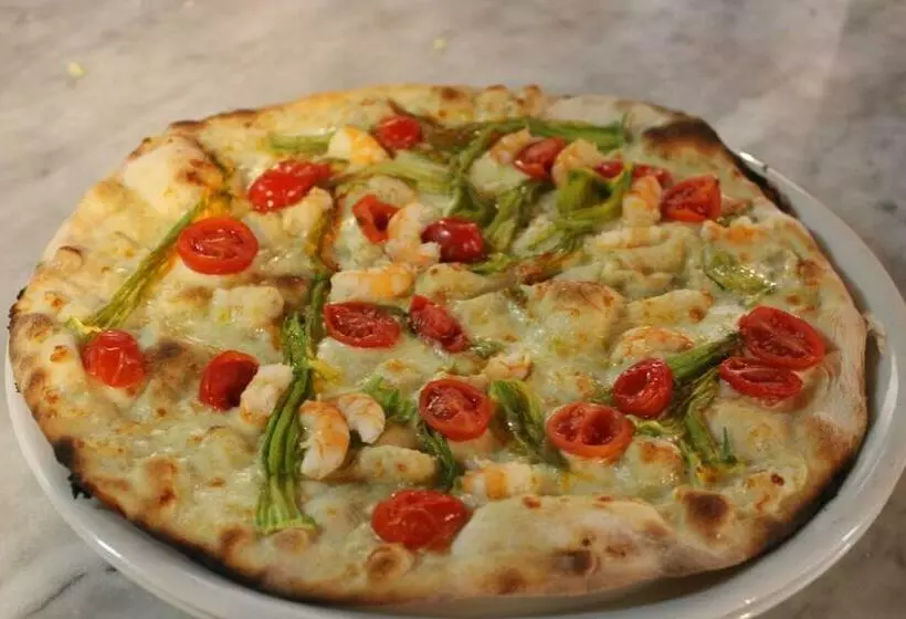 Hotelli La Locanda Del Borgo