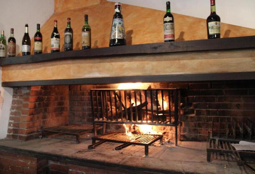 בית מלון כפרי La Locanda Del Borgo
