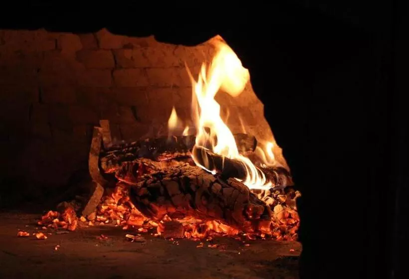 Hotelli La Locanda Del Borgo