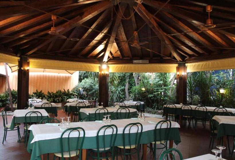 בית מלון כפרי La Locanda Del Borgo