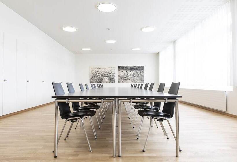 Отель Arenenberg