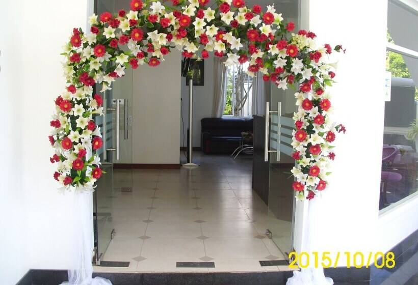 Hotel Grindlays Regency